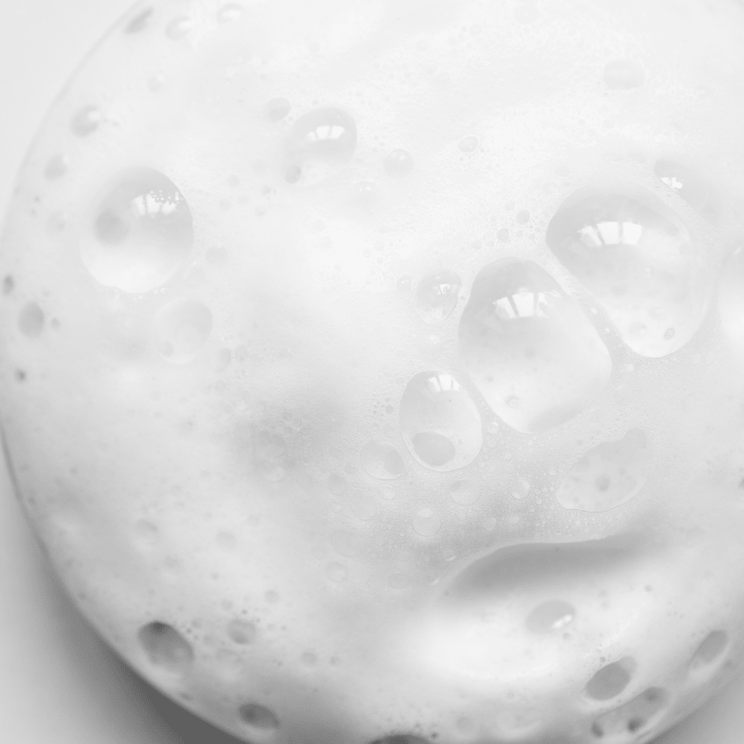 Luminous Glow Foaming Oil Cleanser